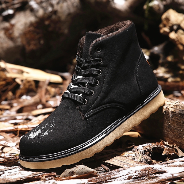 Χειμερινές ανδρικές μπότες με ανθεκτική σόλα σε καφέ, μαύρο και καφέ χρώμα με κορδόνια