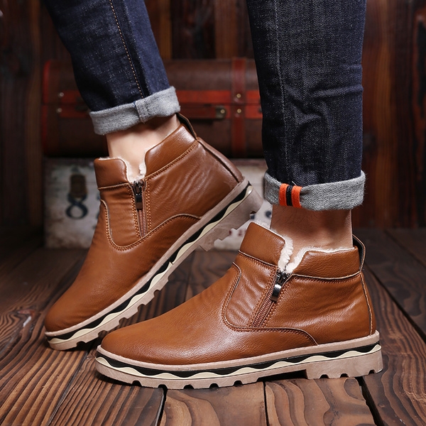 Ανδρικές μπότες για το χειμώνα με ανθεκτική σόλακαι φερμουάρ σε καφέ και μαύρο χρώμα