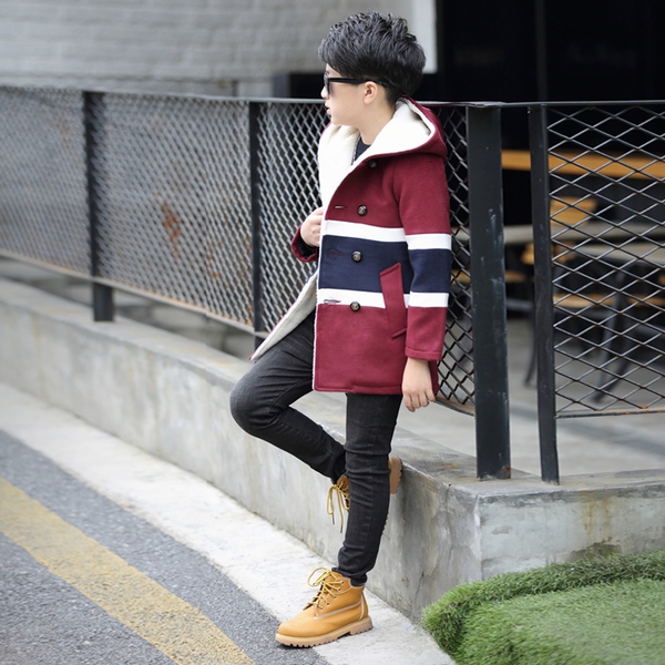 Дълго зимно палто за момчета с качулка и цип в черен, бежов и зелен цвят