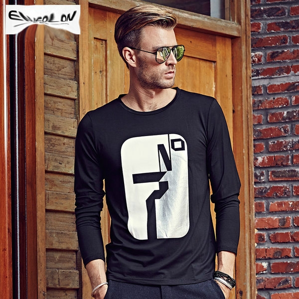 Мъжка спортна тениска с картинка в черен, бял и тъмносин цвят