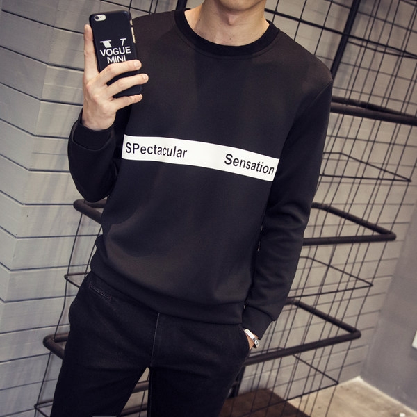 Мъжка блуза в черен и бял цвят в 3 модела с надписи и картинки