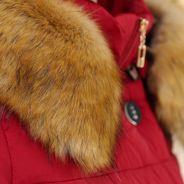 Дамски слим зимни якета с качулка и пух червени сиви черни