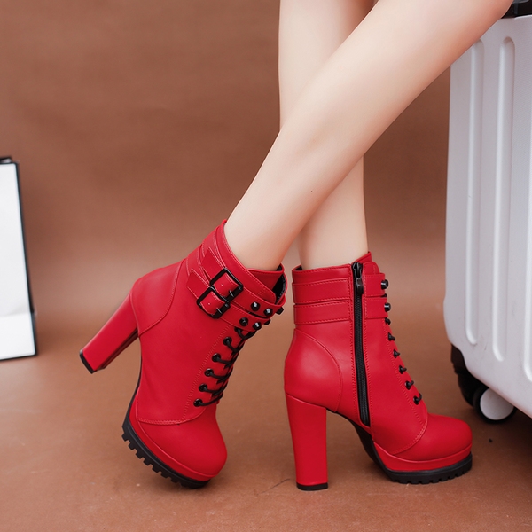 Γυναικείες ΝΕΕΣ  χειμωνιάτικες μπότες με πλατφόρμα σε κόκκινο και μαύρο χρώμα