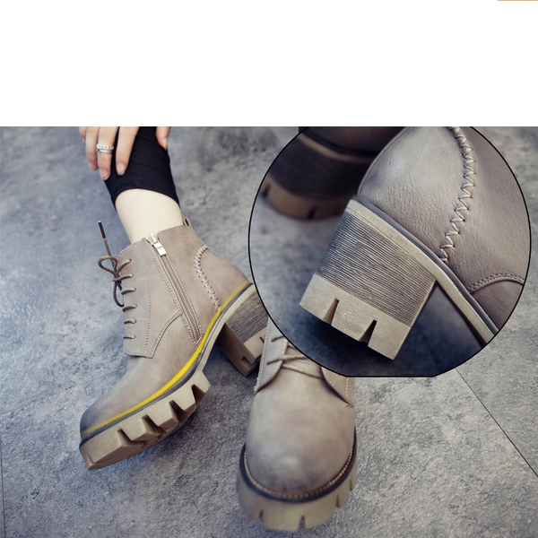 Γυναικείες μπότες χαμηλού τακουνιού σε δύο μοντέλα με φερμουάρ και κορδόνια