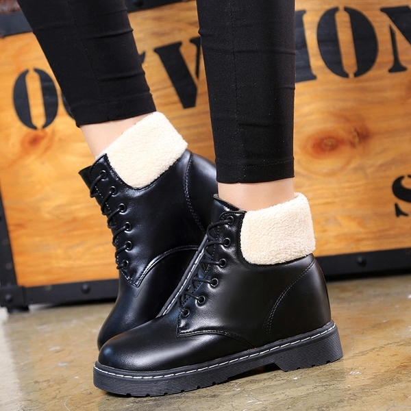 Дамски ватирани ежедневни боти от еко кожа черни, червени и бордо