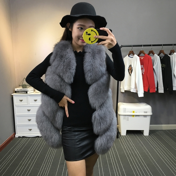 Дамски пухен елек имитация лисица: Розов, Бял, Син, Червен, Сив, Черен, Цикламен