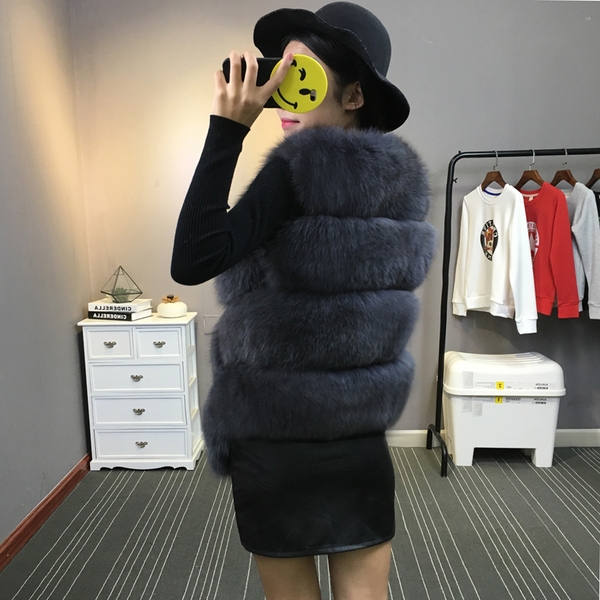 Дамски пухен елек имитация лисица: Розов, Бял, Син, Червен, Сив, Черен, Цикламен