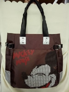 Дамска платнена и модерна удобна чанта за ежедневие Mickey mouse червена, сива, кафява и розова 
