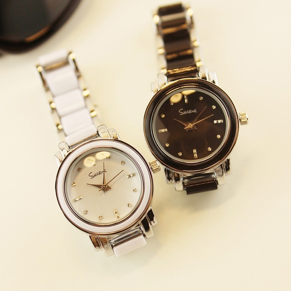 Дамски часовник в свежи цветове - розов, цикламен, бял, бежов и черен цвят. 