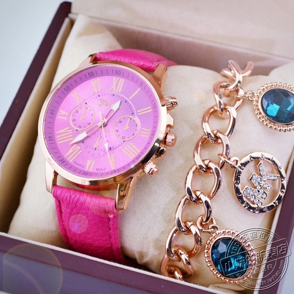 Ежедневен дамски часовник в 6 цвята - в син, бял, червен, черен и розов цвят. 