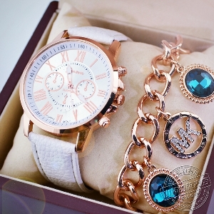 Καθημερινό γυναικείο ρολόι σε 6 χρώματα - σε μπλε, λευκό, κόκκινο, μαύρο και ροζ.