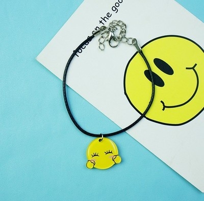 Женски гривни в различни варианти и размери - подходящи и за деца. 