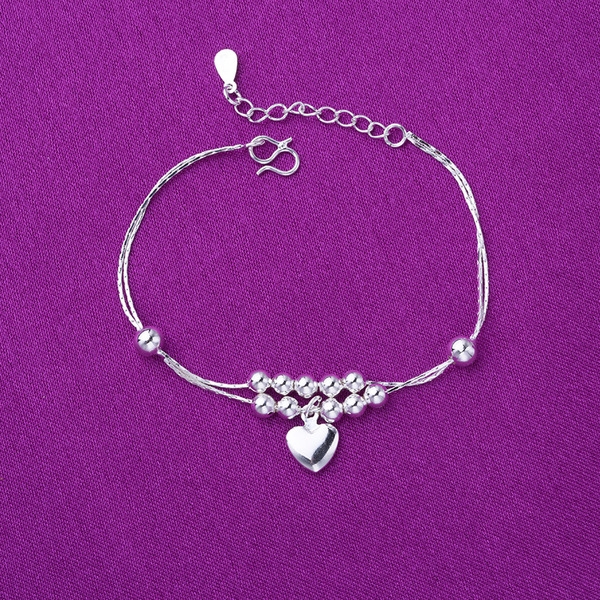 Дамски гривнички с различни мотиви