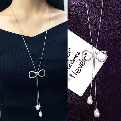 Висящи колиета за стилни дами с различни мотиви. 