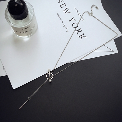 Висящи колиета за стилни дами в различни форми. 