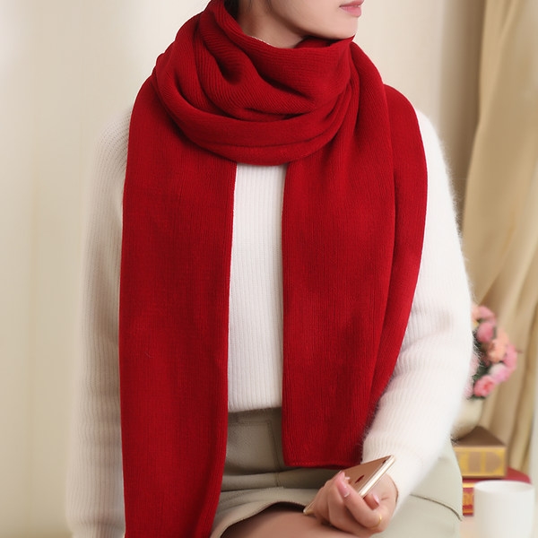 Обемен зимен шал в 13 свежи цвята. 