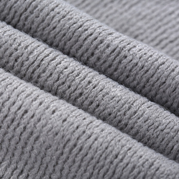 Обемен зимен шал в 13 свежи цвята. 