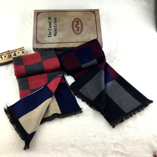 Елегантни мъжки шалове в различни цветови десени. 