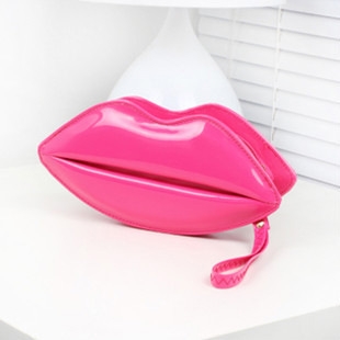 Дамска мини чанта тип портмоне ЦЕЛУВКА с дълга дръжка: 6 цвята