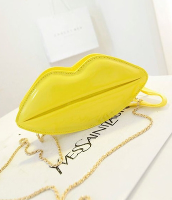 Дамска мини чанта тип портмоне ЦЕЛУВКА с дълга дръжка: 6 цвята