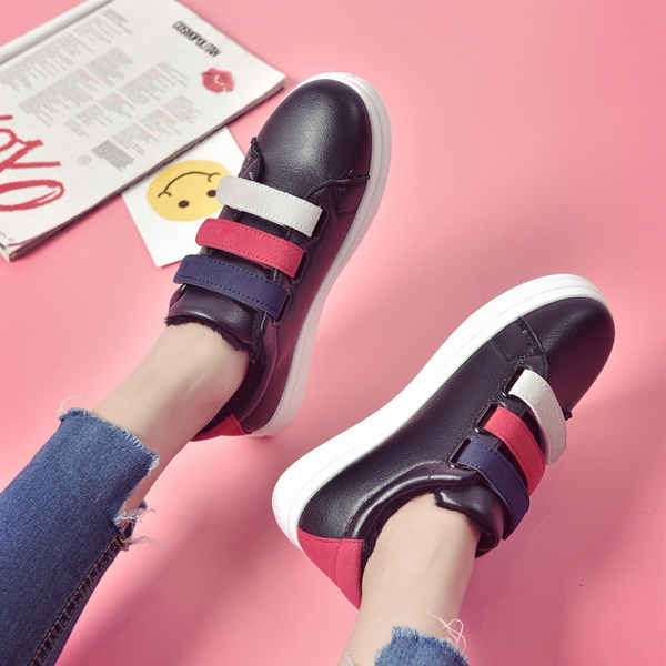 Дамски пролетно-есенни 2017 маратонки с лепки от изкуствена кожа три модела черни, бели и розови Smile 