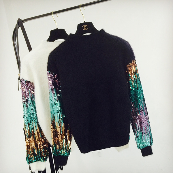 Дамски плюшен пуловер с пайети по ръкавите в три цвята