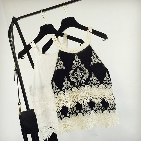 Дамски летен потник с дантела в два цвята черен и бял