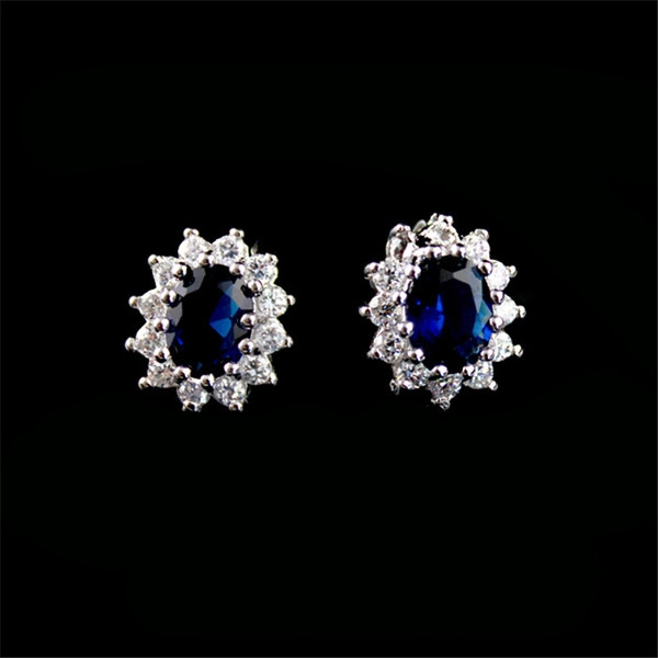 Дамски луксозни обеци със сини камъни под формата на цветчета