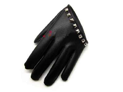 Κομψά δερμάτινα γυναικεία γάντια - κοντά, σε μαύρο χρώμα με ασημένια και χρυσά καπάκια