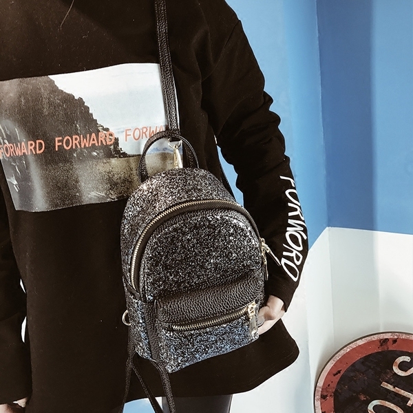 Дамски мини брокатени раници в три блестящи цвята