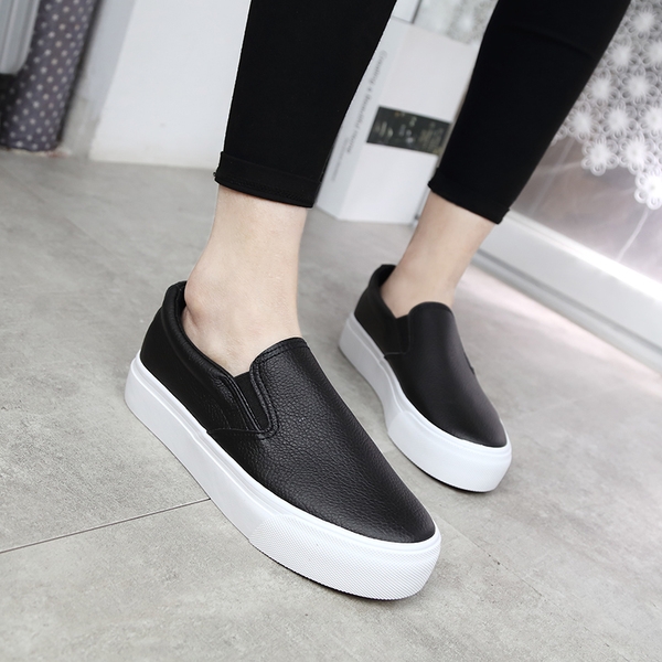 Дамски НОВИ пролетни мокасини: Черни, Бели, Розови