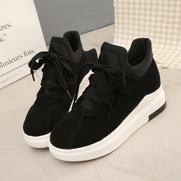 Дамски спортни велурени обувки с връзки: 3 цвята