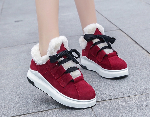 Дамски спортни велурени обувки с връзки: 3 цвята
