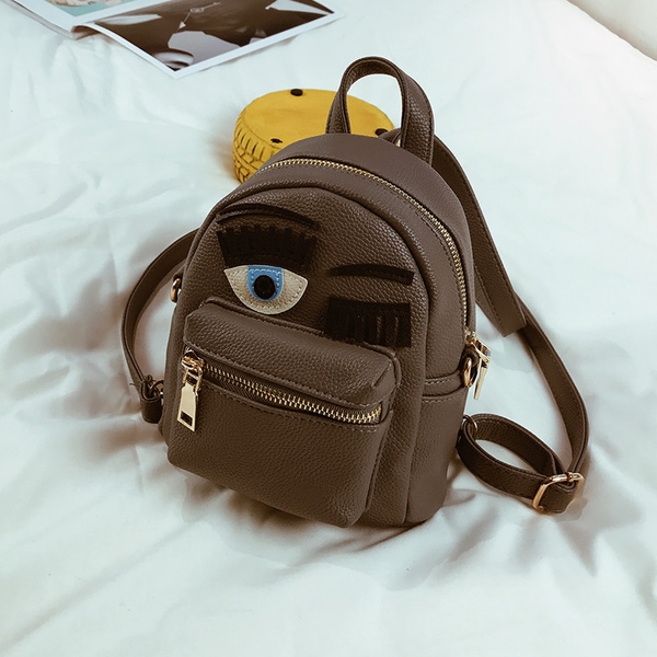 Дамска раница за пътуване или ежедневие в различни цветове