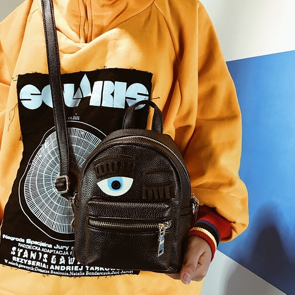 Дамска раница за пътуване или ежедневие в различни цветове