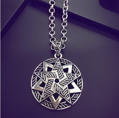 Мъжки верижки в няколко модела - стилни и елегантни