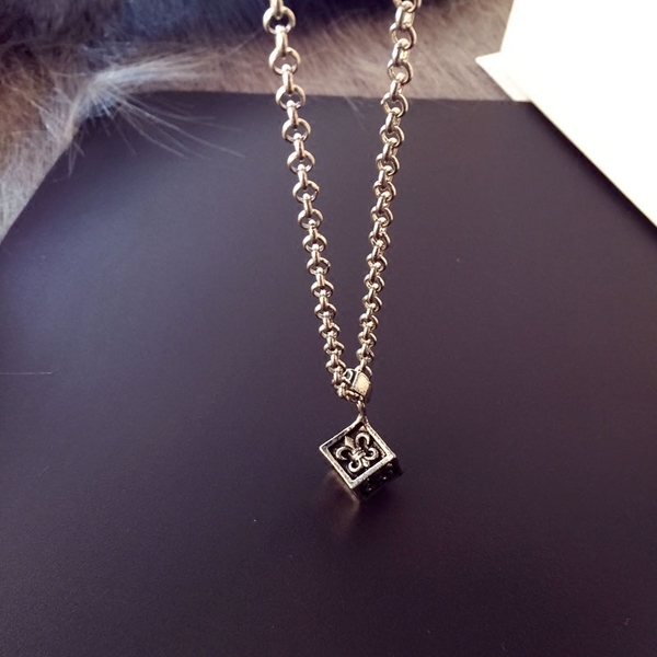 Мъжки верижки в няколко модела - стилни и елегантни