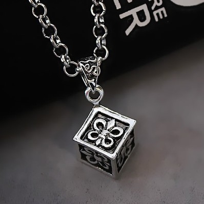 Мъжки верижки в няколко модела - стилни и елегантни