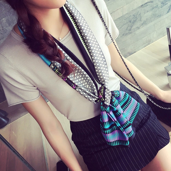 Стилни дамски шалове в разнообразни цветови гами - няколко вида