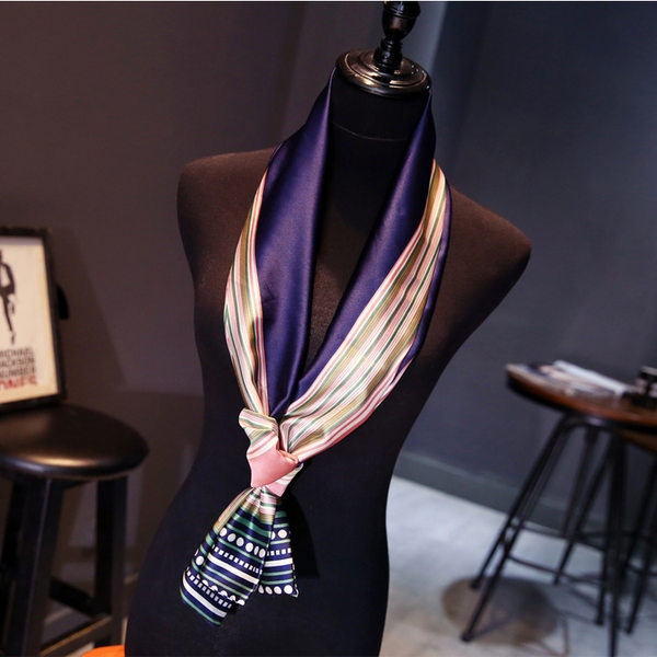 Стилни дамски шалове в разнообразни цветови гами - няколко вида