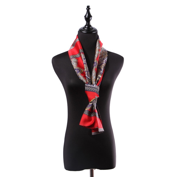 Стилни дамски шалове в разнообразни цветови гами - няколко вида