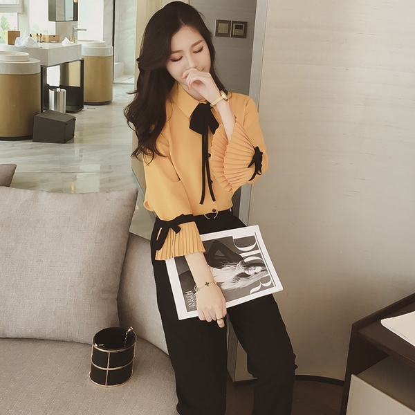 Дамска шифонена риза с плисиран ръкав и панделка