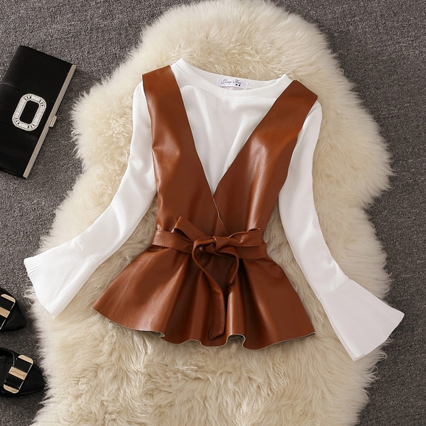 Дамска памучна бяла риза с  кожен елек комплект