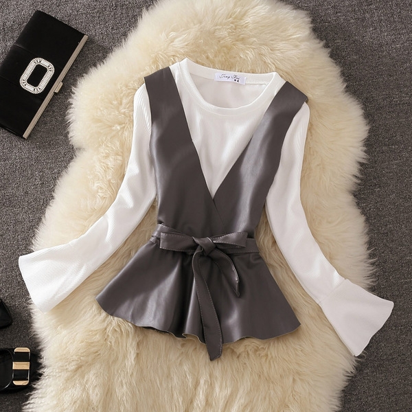 Дамска памучна бяла риза с  кожен елек комплект