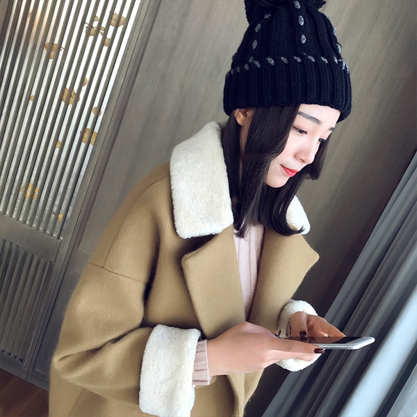 Дамско късо дебело палтенце в четири свежи цвята. 