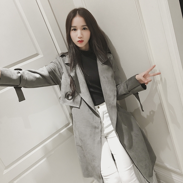 Елегантно дълго дамско палто в два цвята - зелен, бежов, тип Слим, с колан