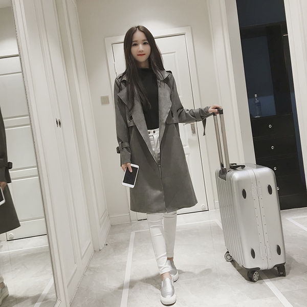 Елегантно дълго дамско палто в два цвята - зелен, бежов, тип Слим, с колан