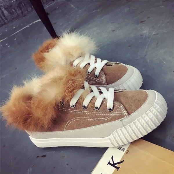 Дамски стилни кецове с пух в 3 цвята - черен, бежов и тъмнозелен