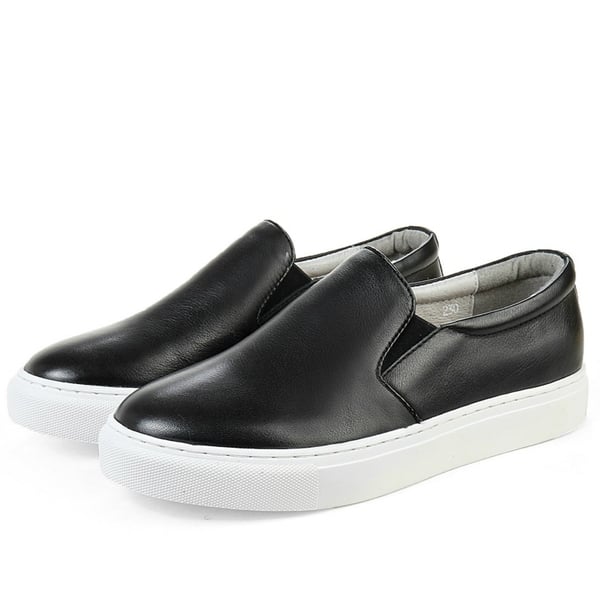 Ежедневни женски обувки в 6 цвята от кожа и плат. 