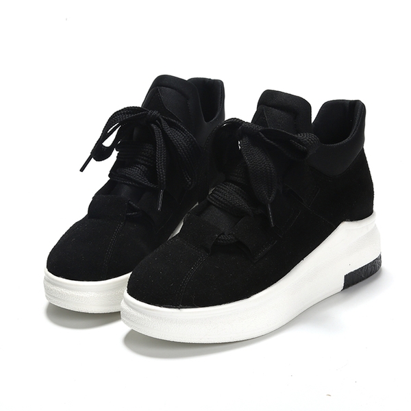 Спортни и стилни дамски маратонки с лека платформа в черен, червен, сив и тъмнозелен цвят